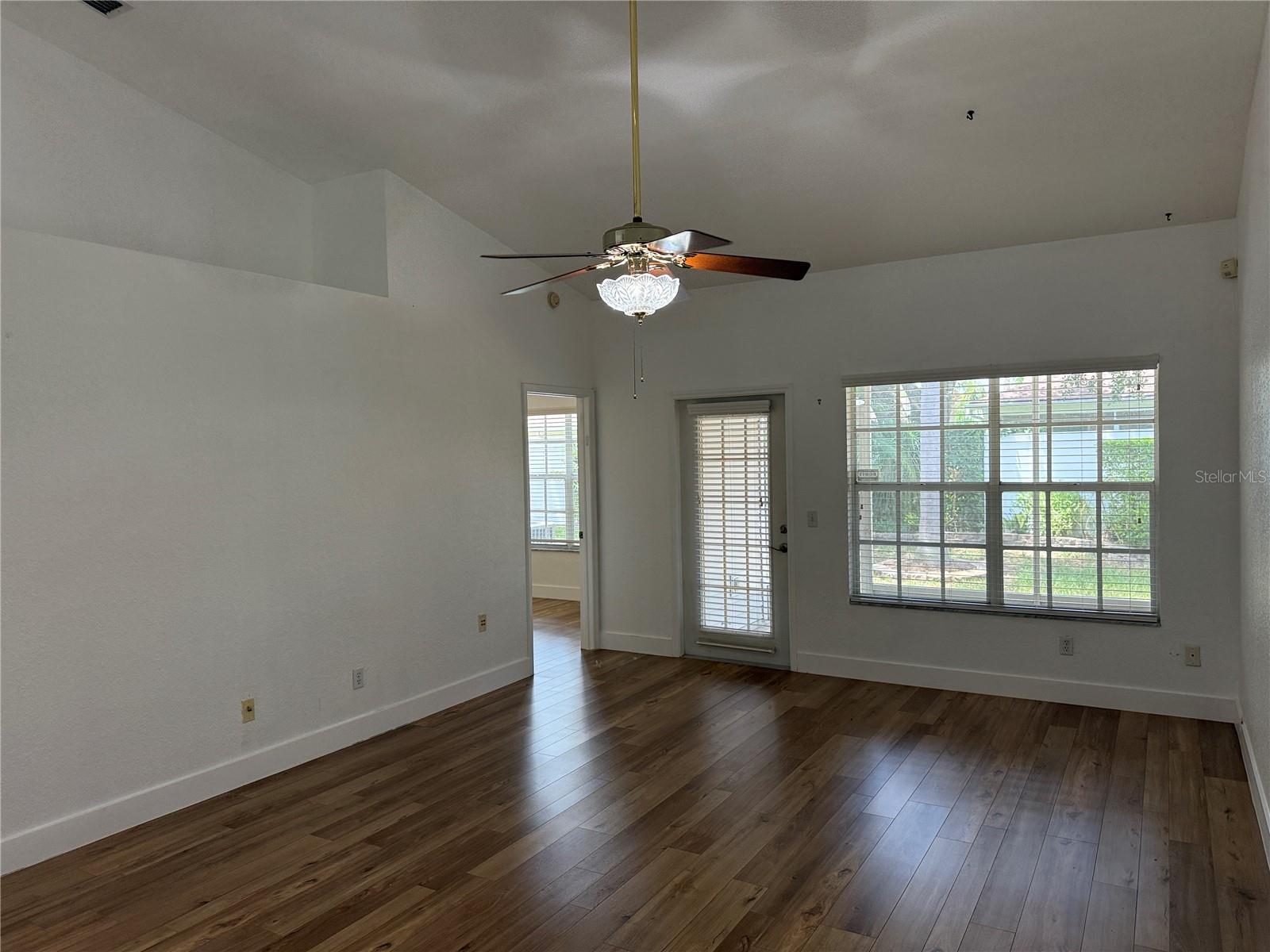 LAKE HERON PH 02 - Residential