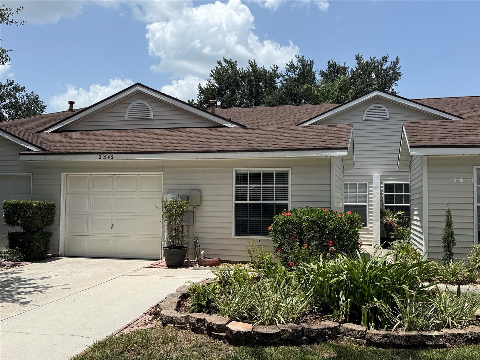 LAKE HERON PH 02 - Residential