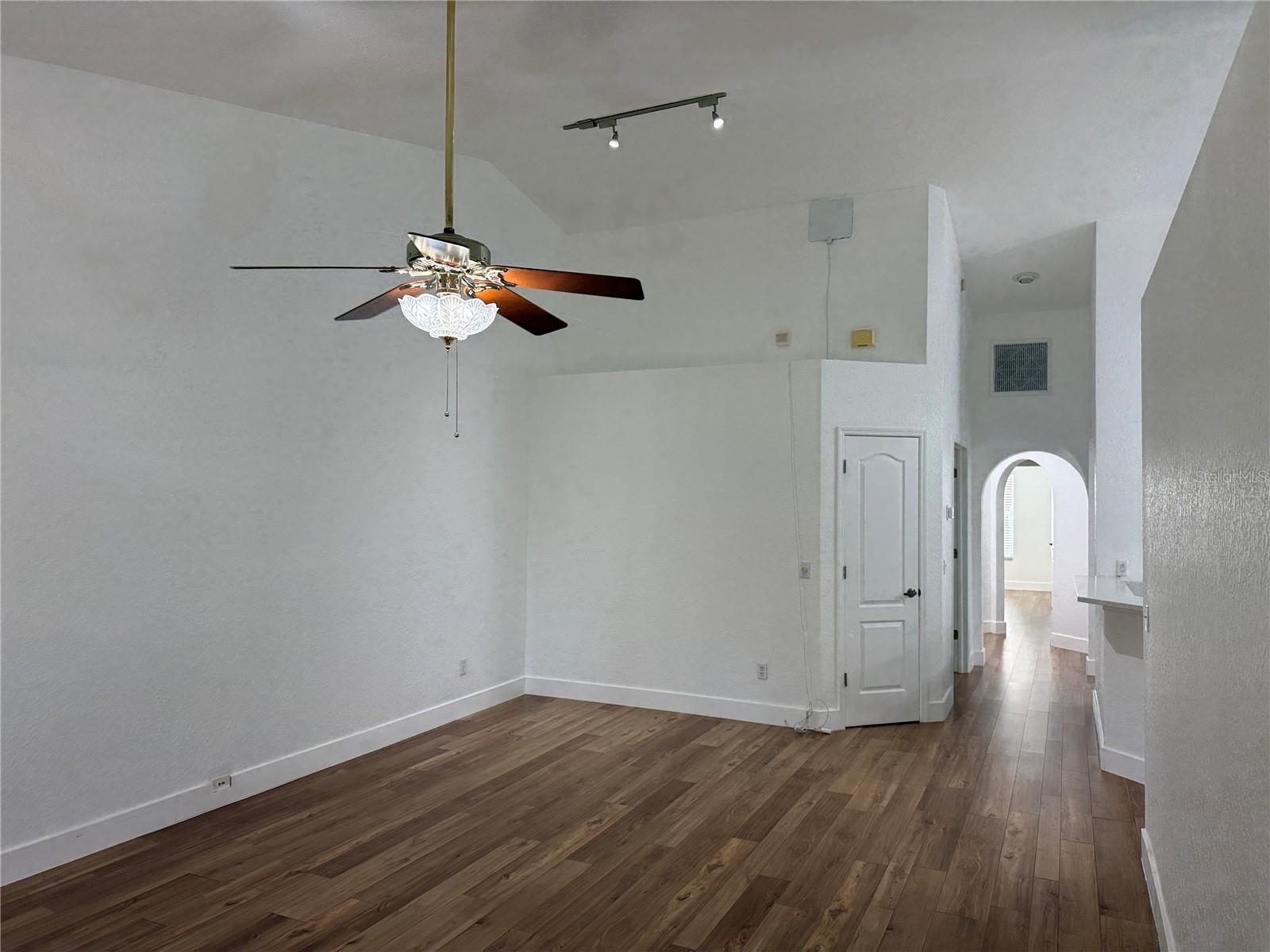 LAKE HERON PH 02 - Residential