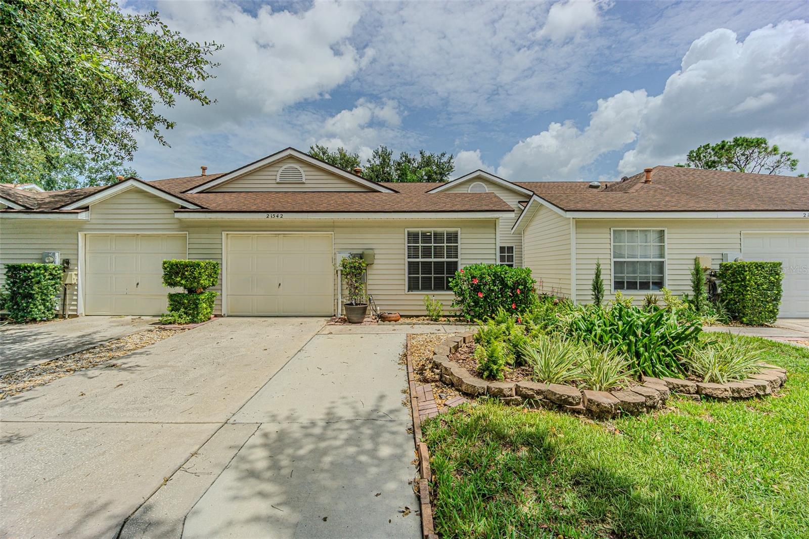 LAKE HERON PH 02 - Residential
