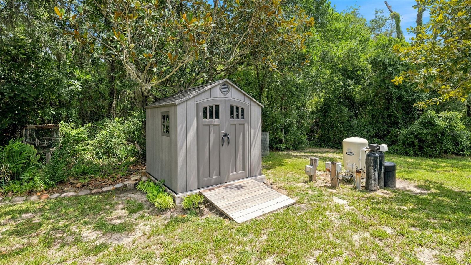 DRY CREEK ESTATES - Residential