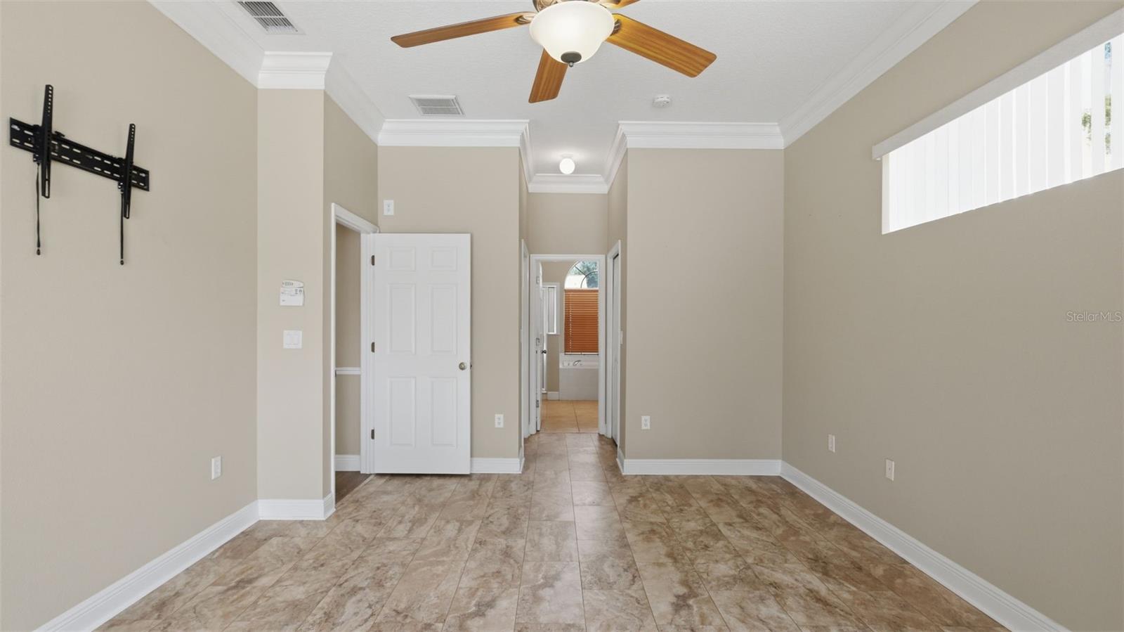 DRY CREEK ESTATES - Residential