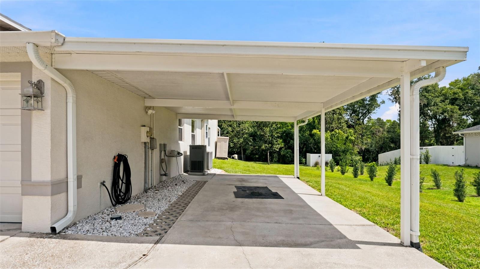 DRY CREEK ESTATES - Residential