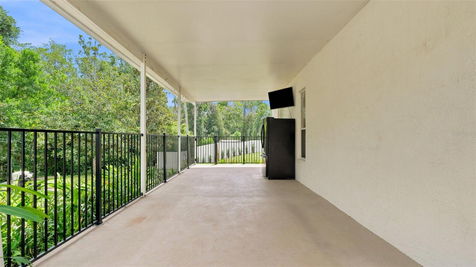 DRY CREEK ESTATES - Residential