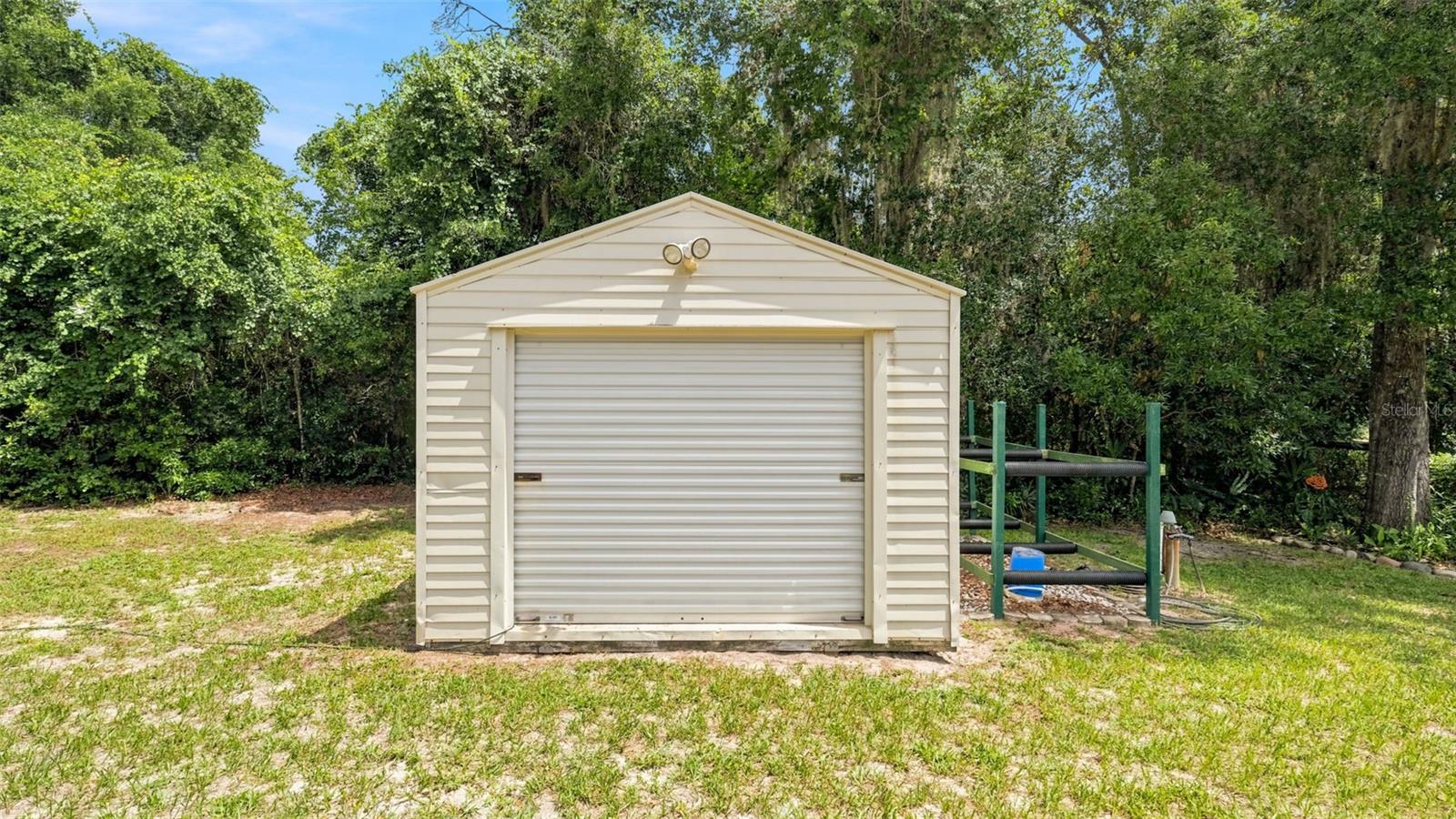 DRY CREEK ESTATES - Residential