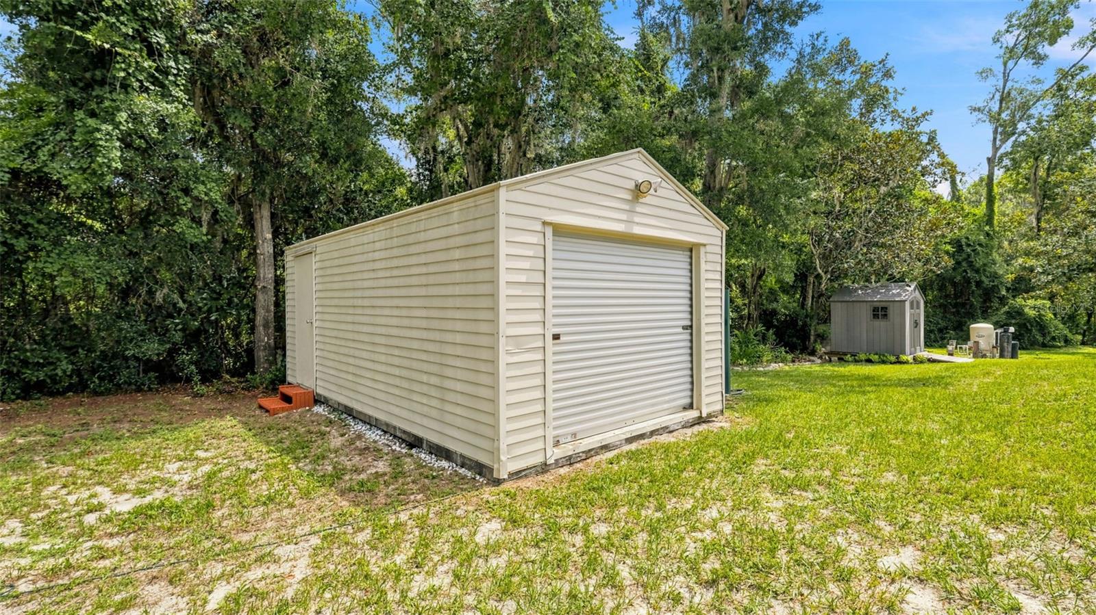 DRY CREEK ESTATES - Residential