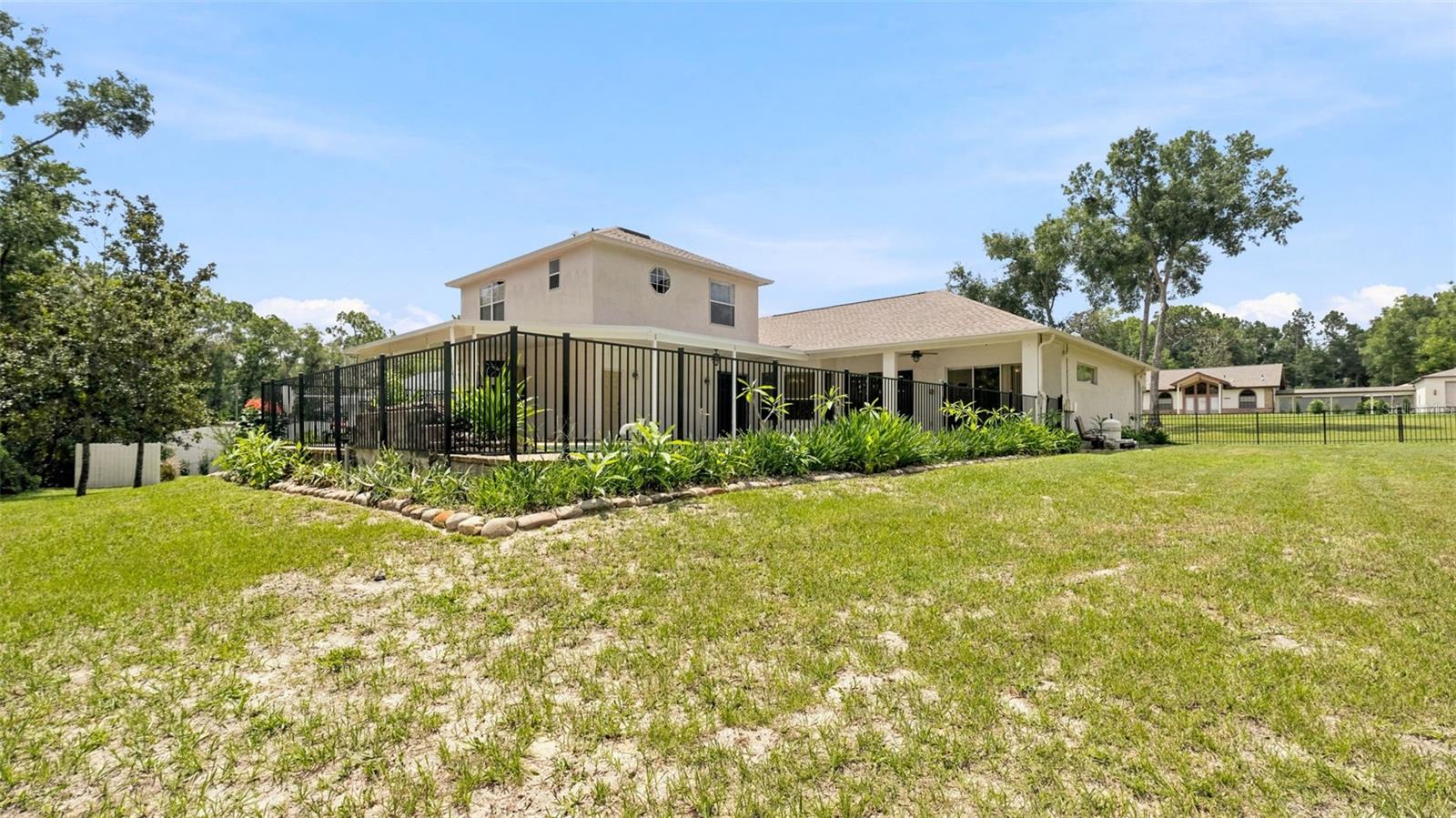 DRY CREEK ESTATES - Residential