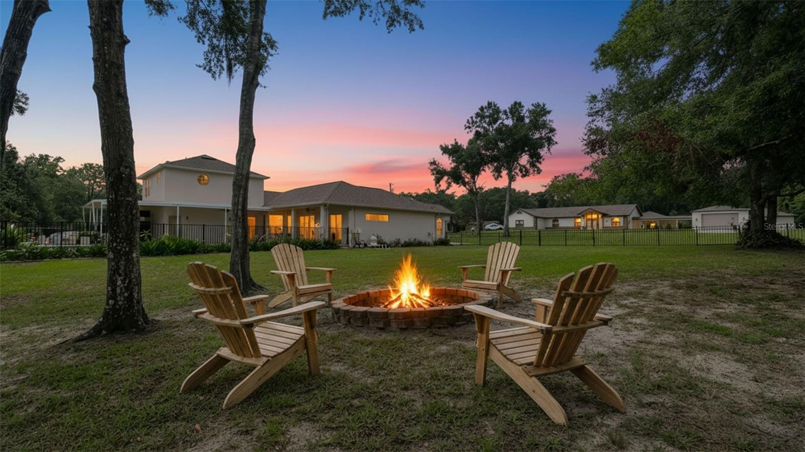 DRY CREEK ESTATES - Residential