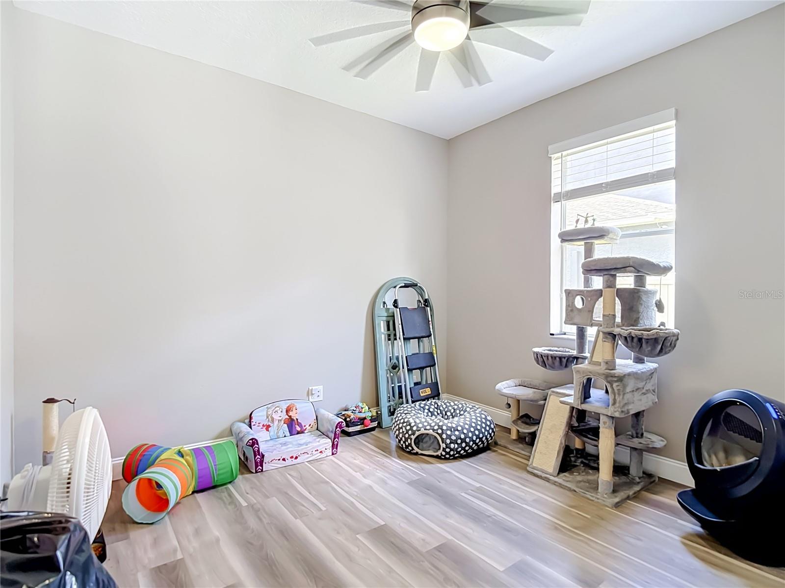 BOYETTE OAKS - Residential