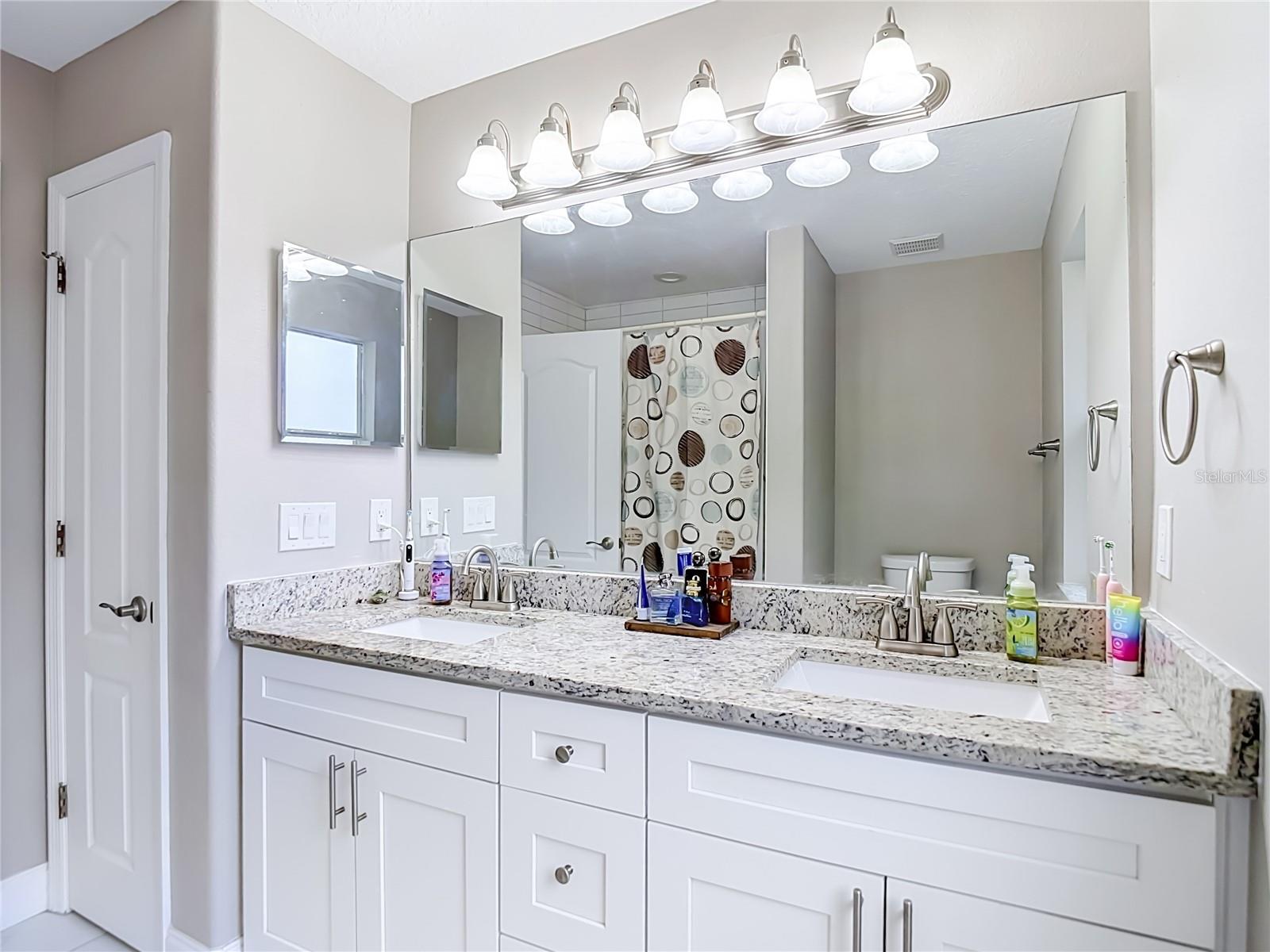 BOYETTE OAKS - Residential