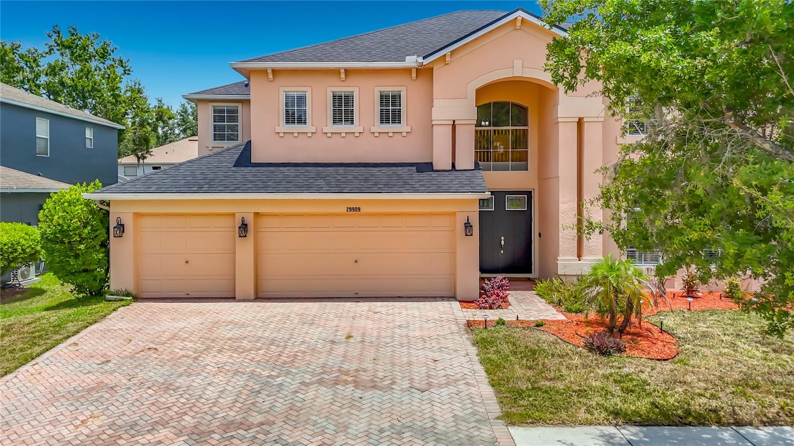 BOYETTE OAKS - Residential