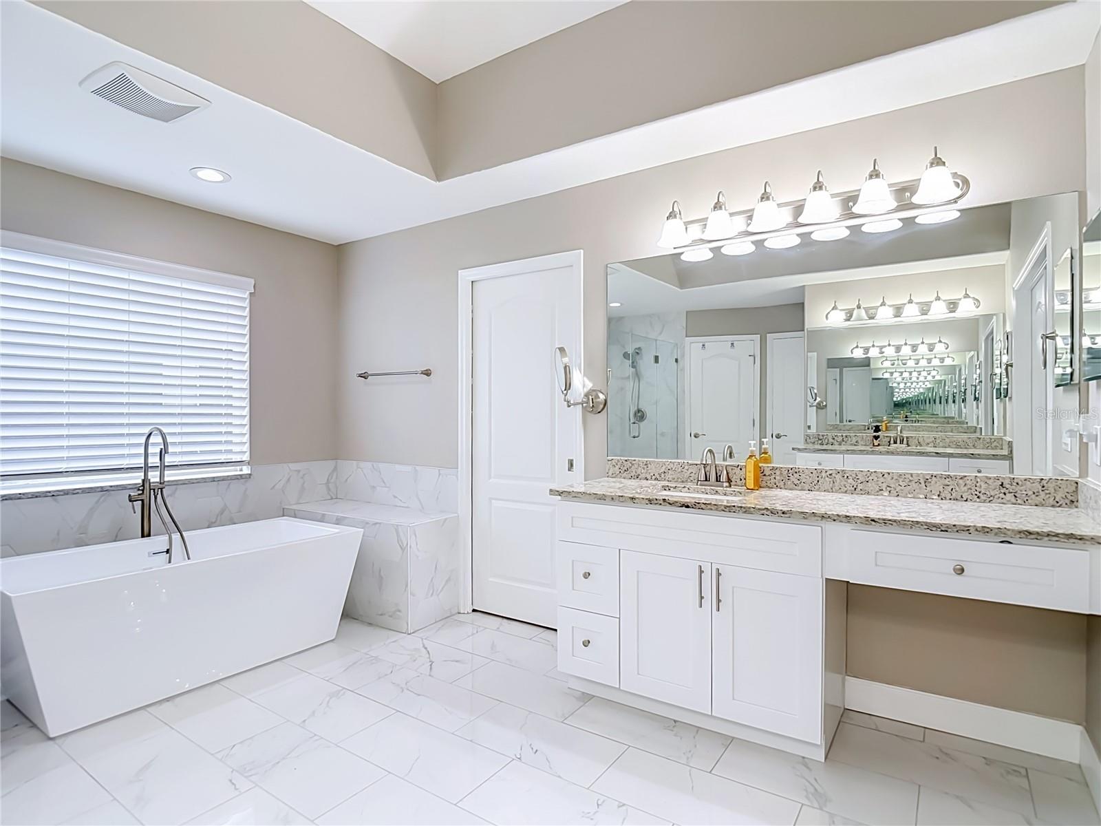 BOYETTE OAKS - Residential