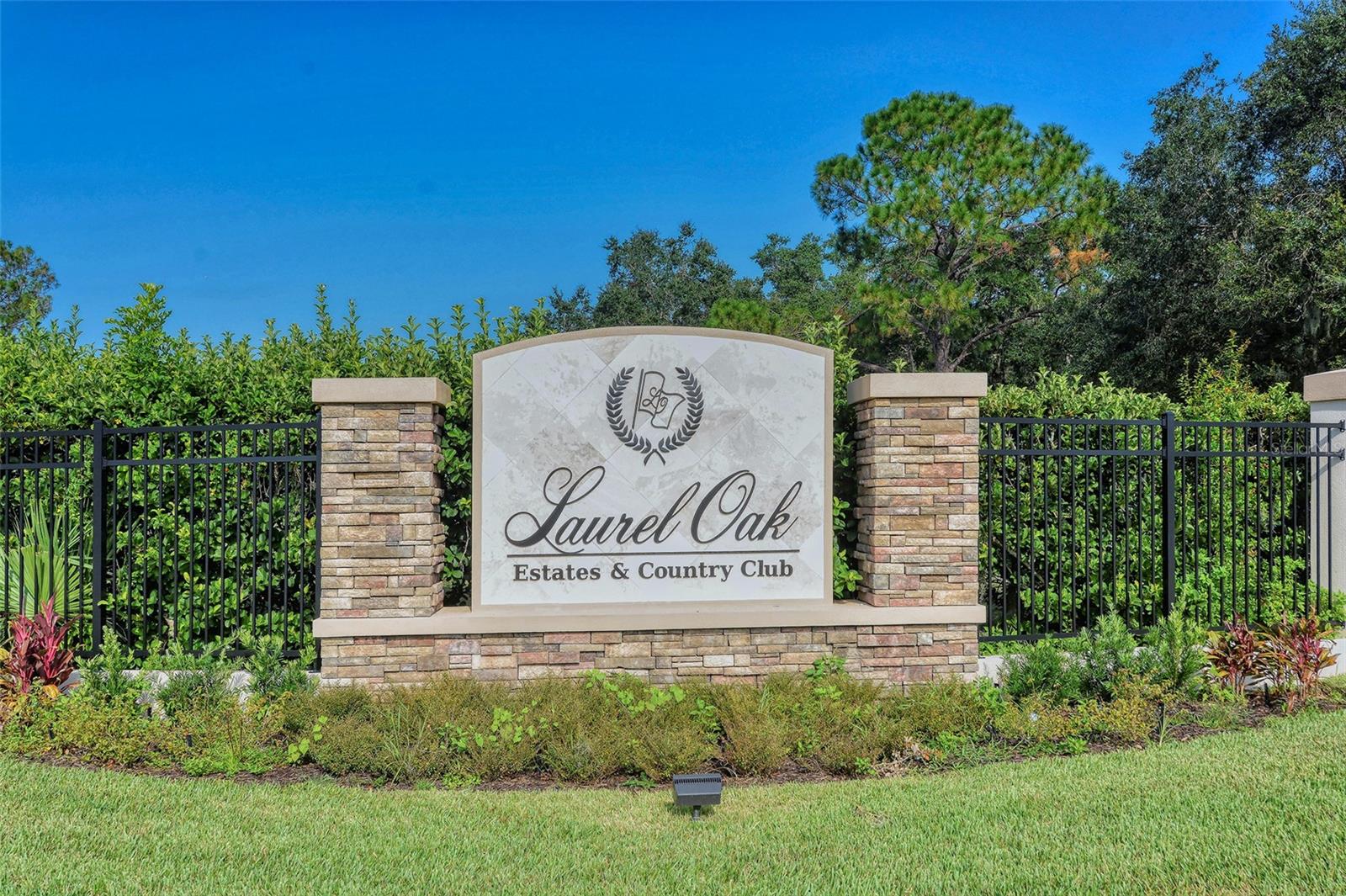 LAUREL OAK ESTATES SEC 09 - Residential