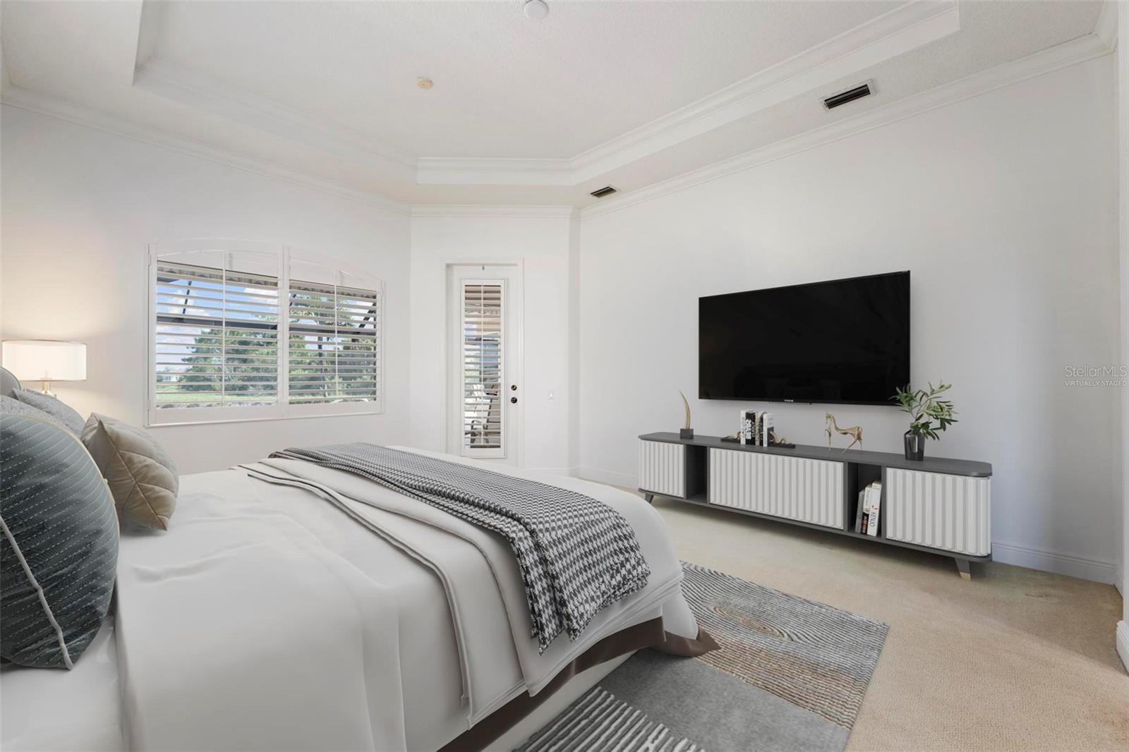 PELICAN POINTE GOLF & COUNTRY - Residential