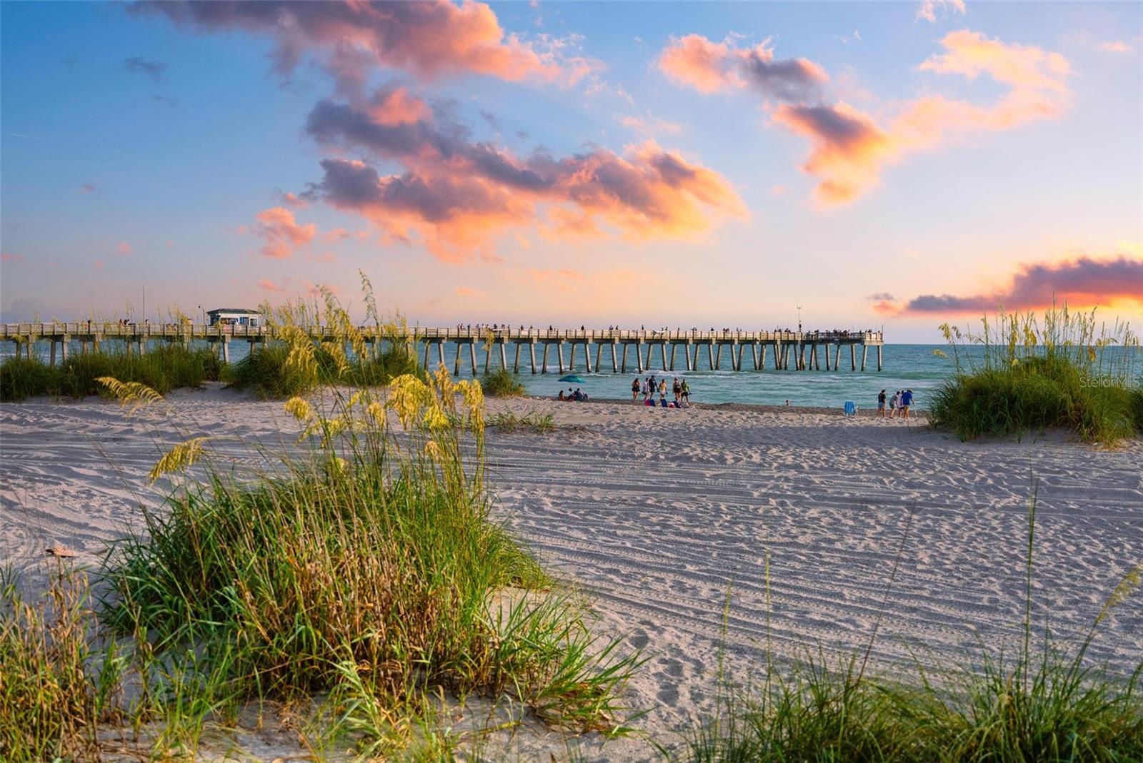 PELICAN POINTE GOLF & COUNTRY - Residential