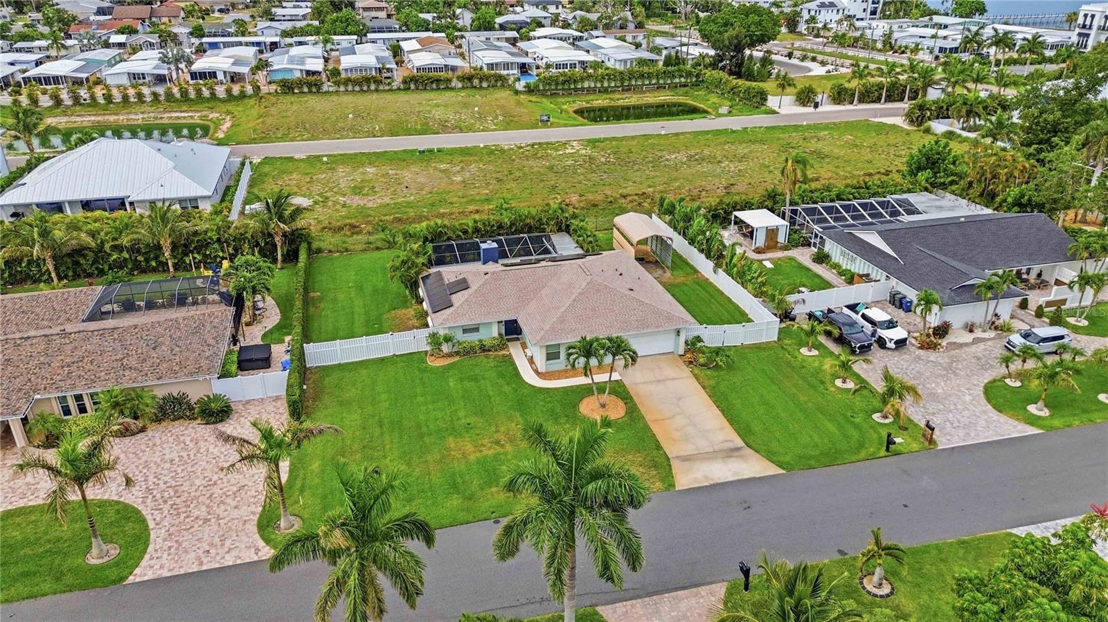 BAYWOOD WEST - Residential