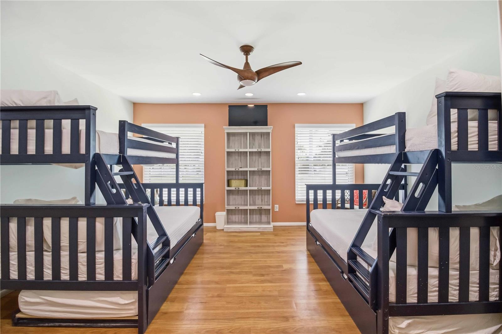 BAYWOOD WEST - Residential