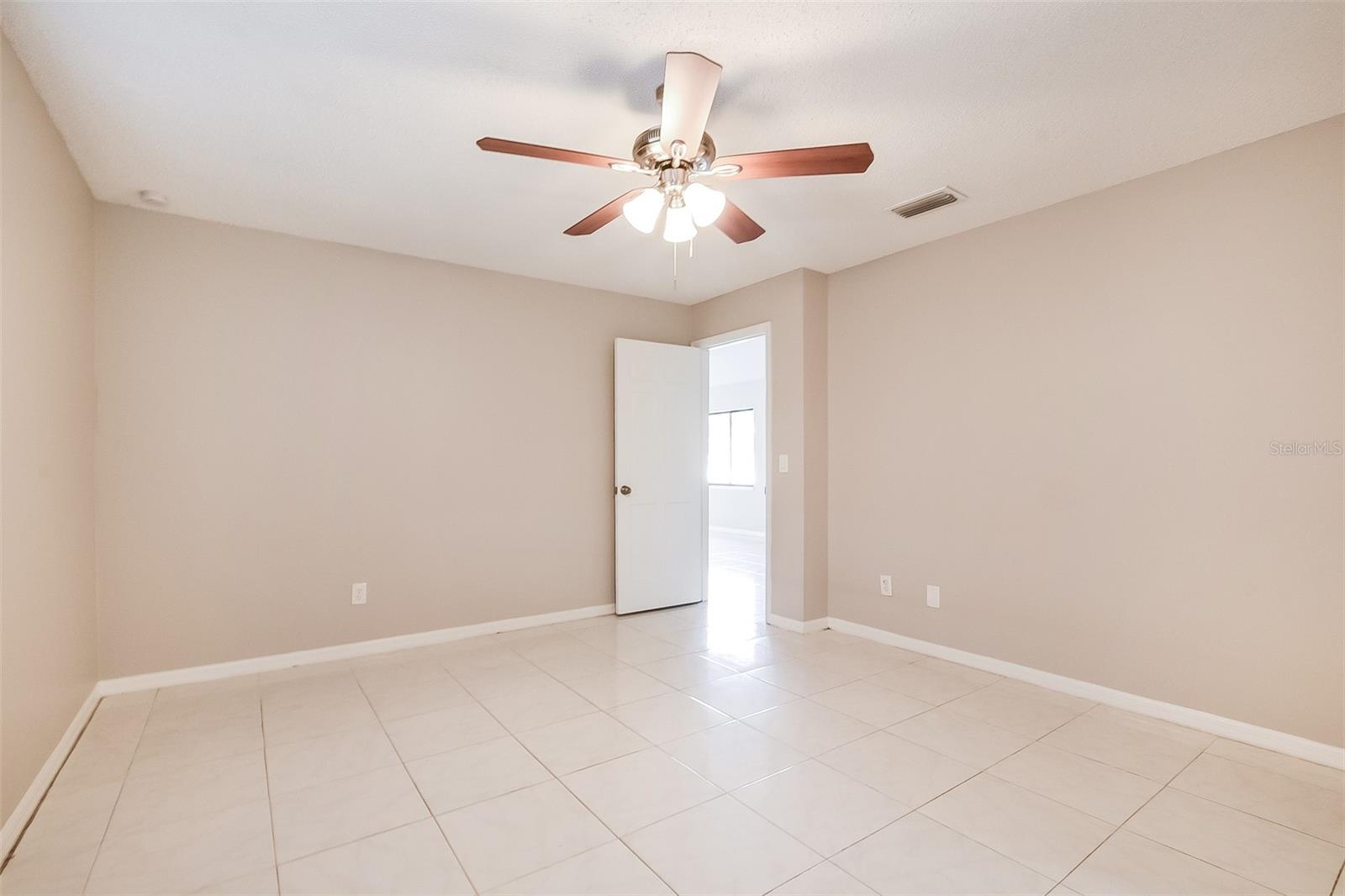 DELTONA LAKES UNIT 31 - Residential