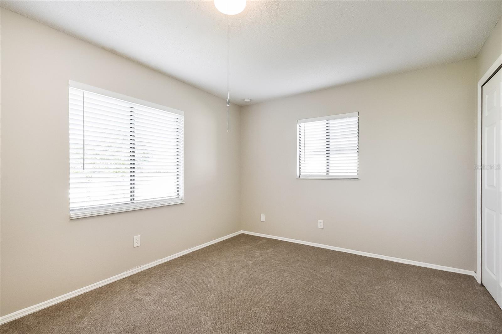 DELTONA LAKES UNIT 31 - Residential