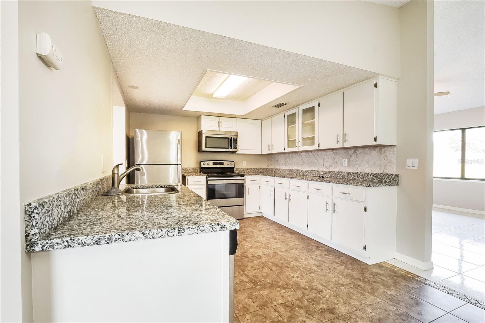 DELTONA LAKES UNIT 31 - Residential