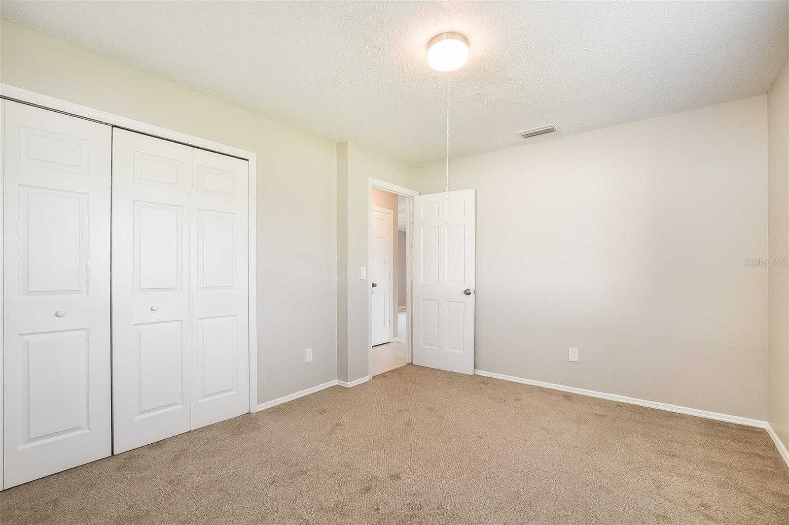 DELTONA LAKES UNIT 31 - Residential