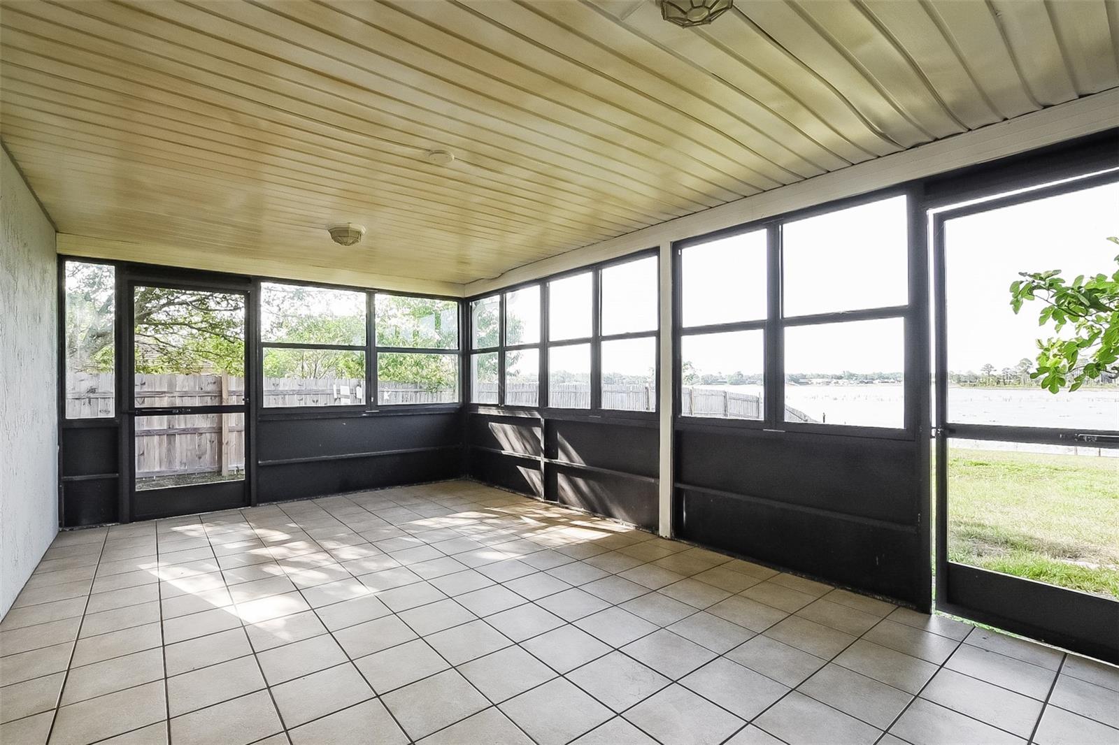 DELTONA LAKES UNIT 31 - Residential