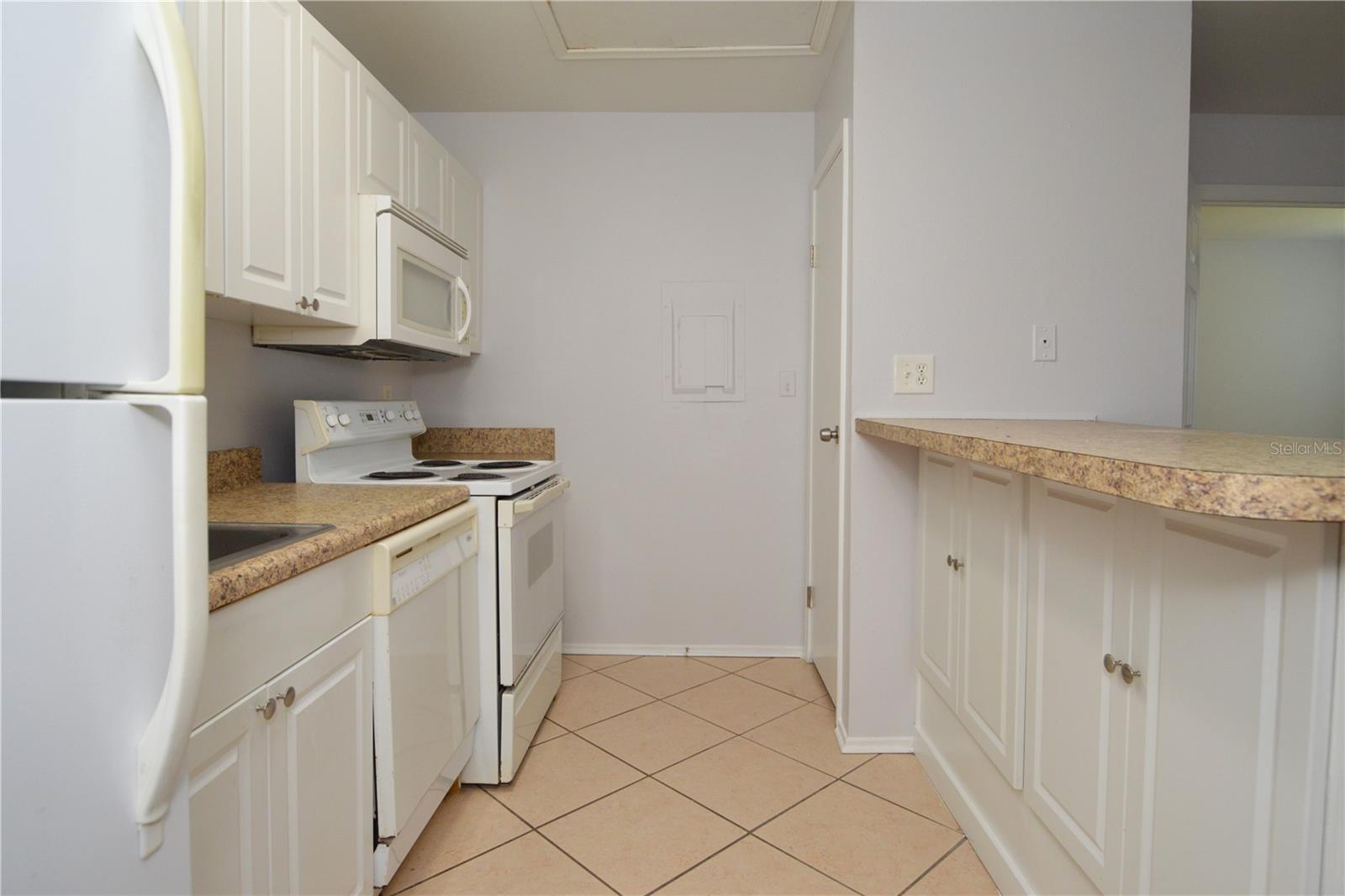 WINDJAMMER CONDO - Residential
