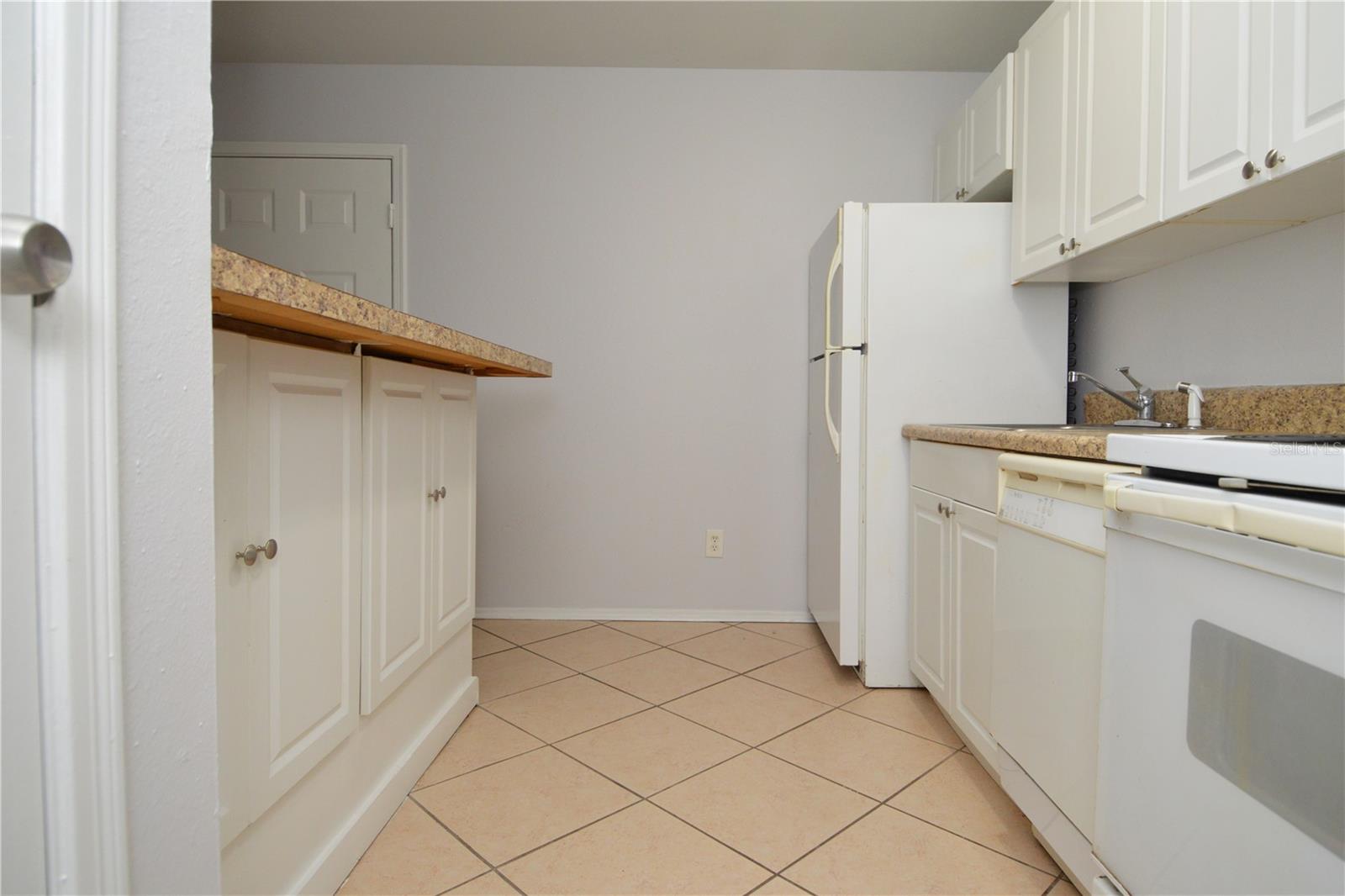 WINDJAMMER CONDO - Residential