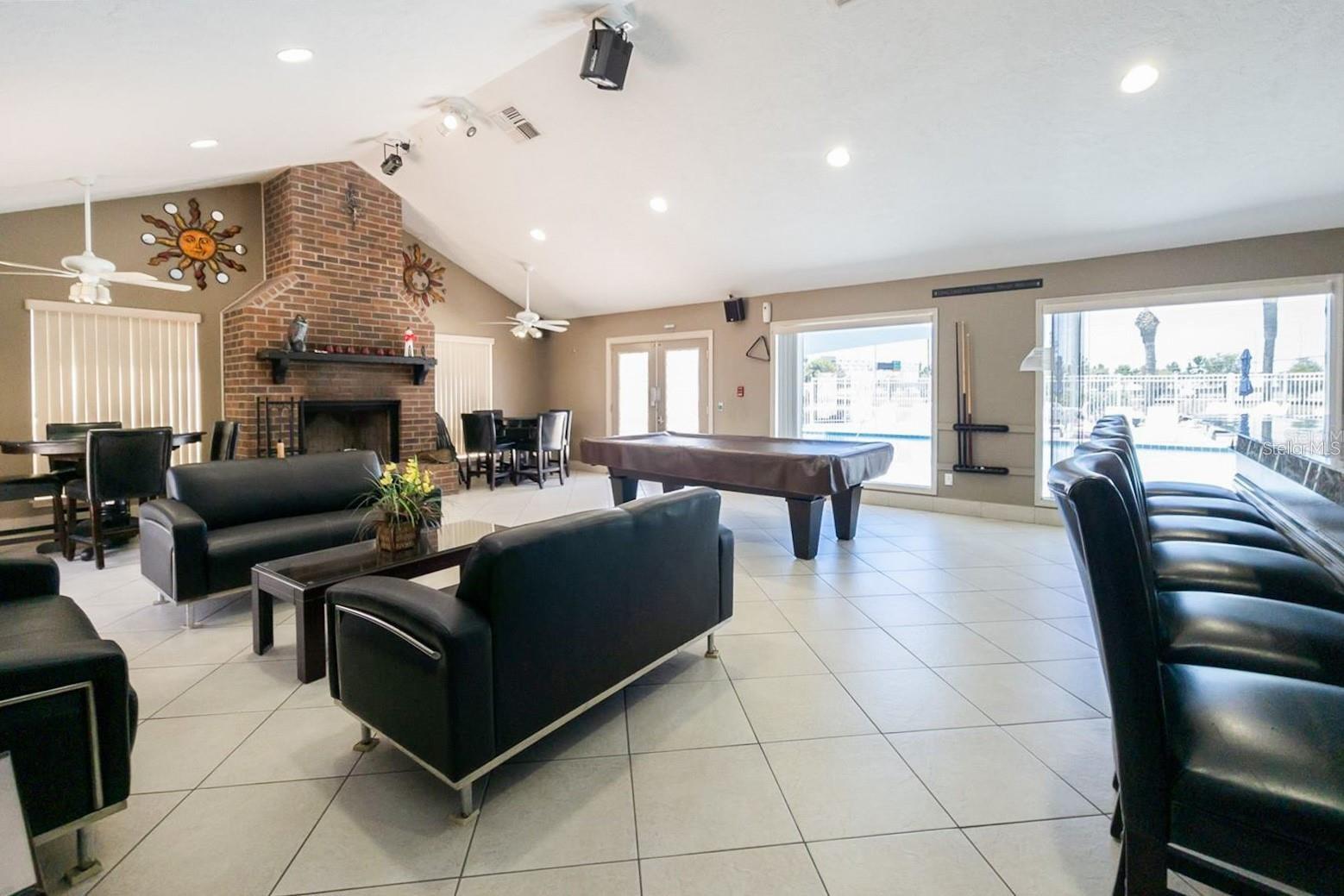 WINDJAMMER CONDO - Residential