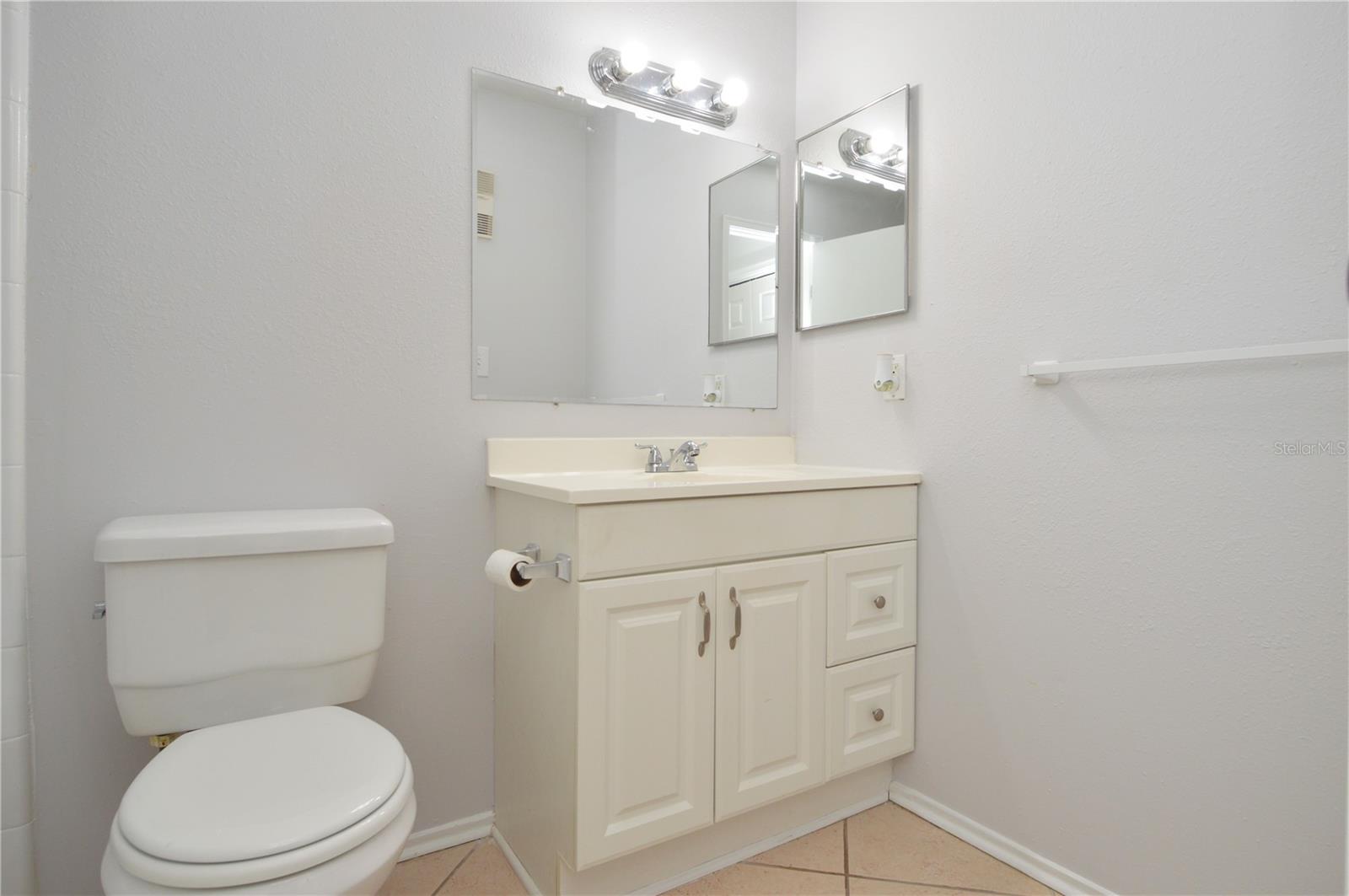WINDJAMMER CONDO - Residential