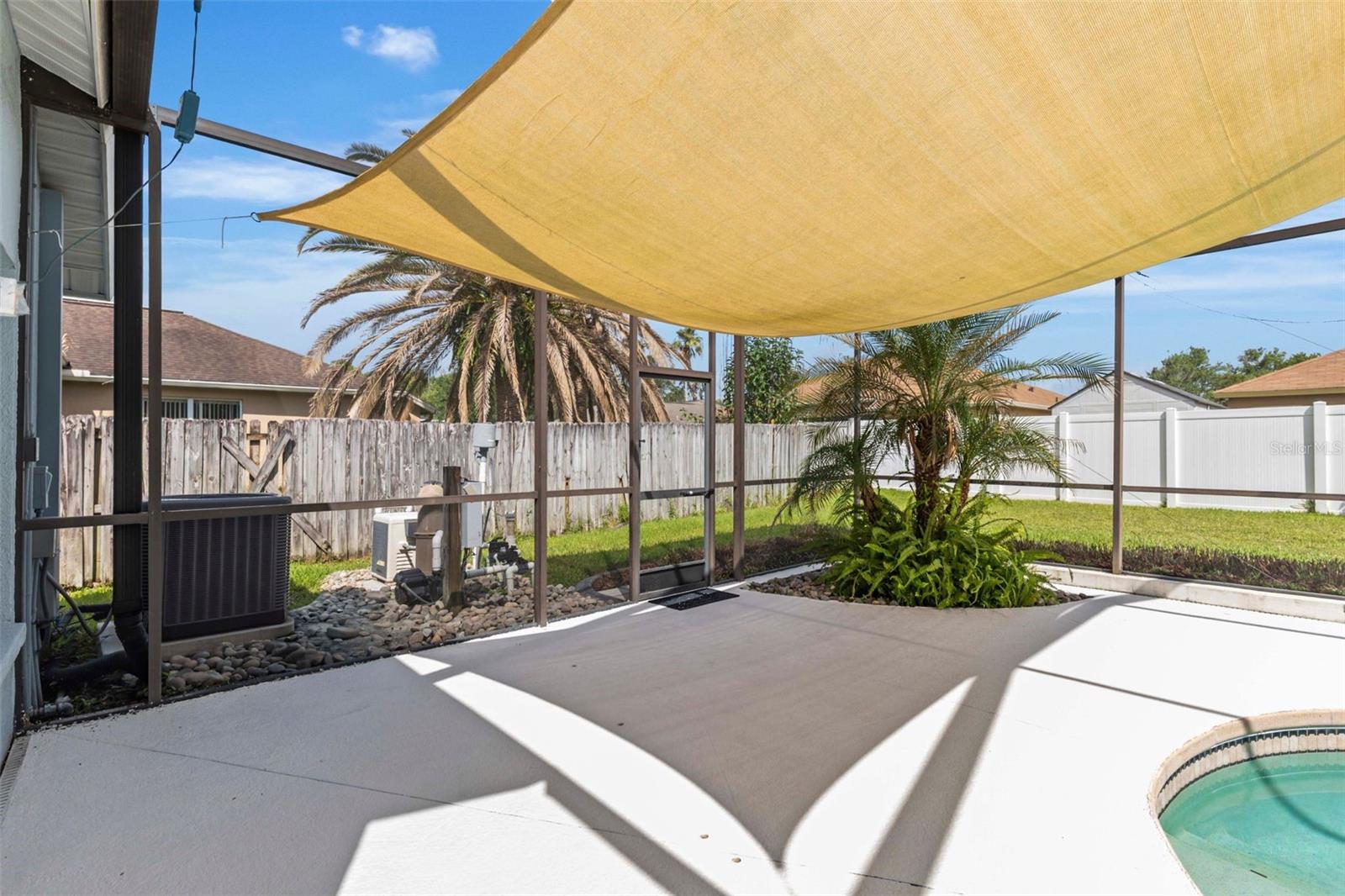 MEADOW POINTE PRCL 10 UNIT 01 02 - Residential