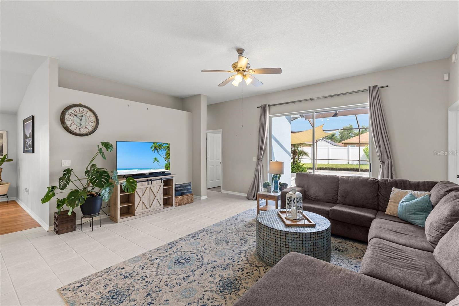 MEADOW POINTE PRCL 10 UNIT 01 02 - Residential