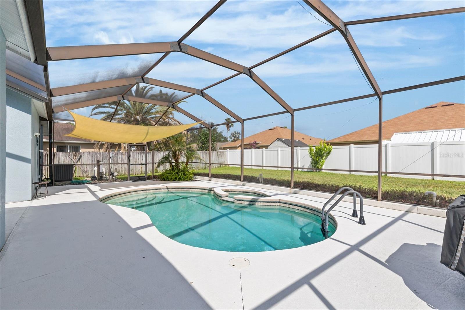 MEADOW POINTE PRCL 10 UNIT 01 02 - Residential