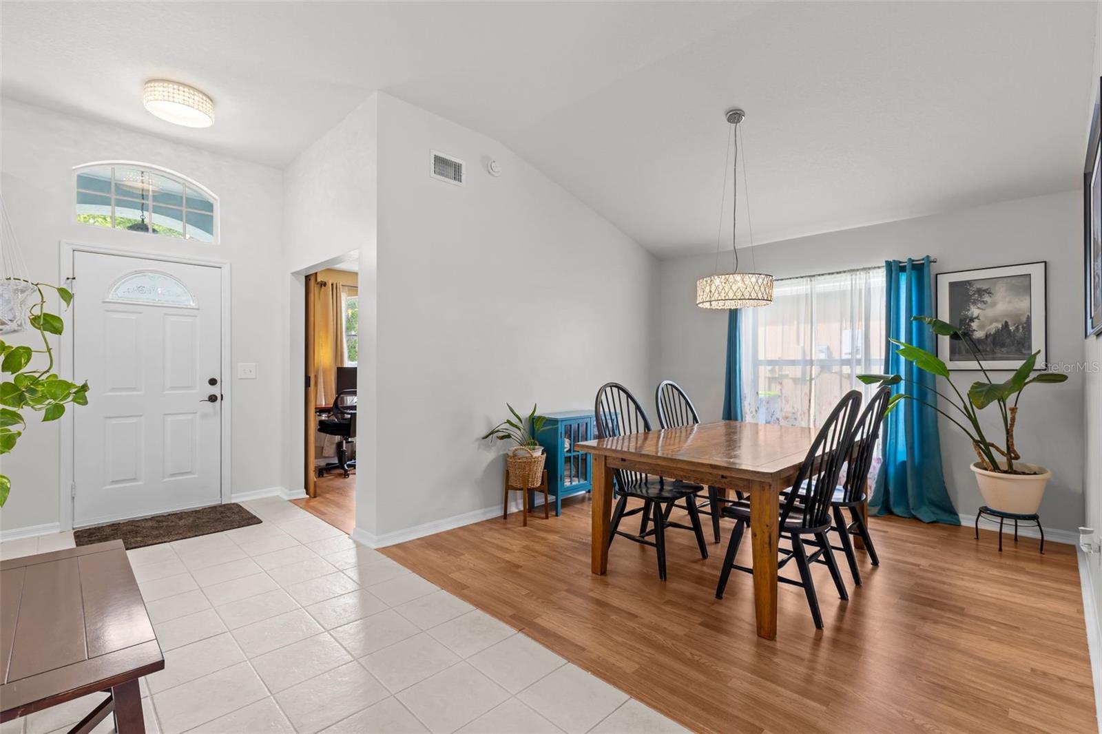 MEADOW POINTE PRCL 10 UNIT 01 02 - Residential