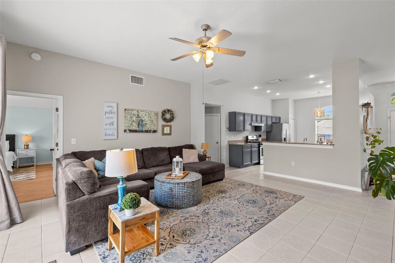 MEADOW POINTE PRCL 10 UNIT 01 02 - Residential