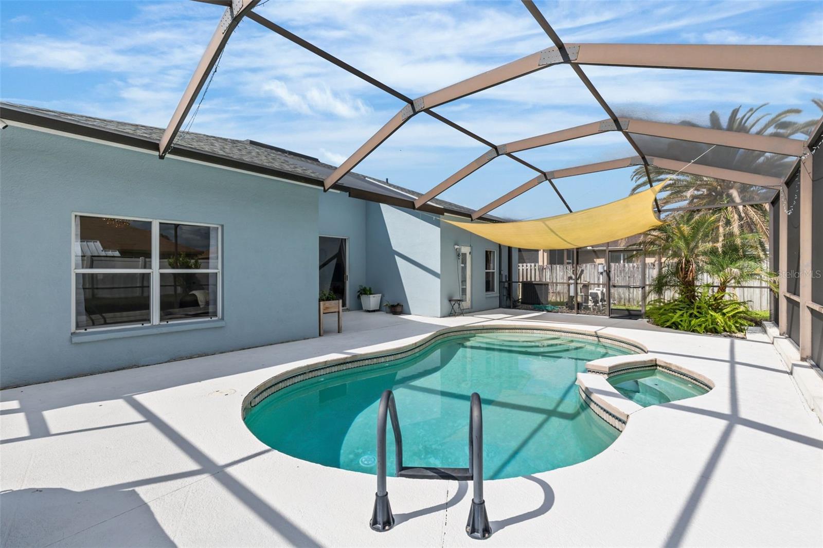 MEADOW POINTE PRCL 10 UNIT 01 02 - Residential