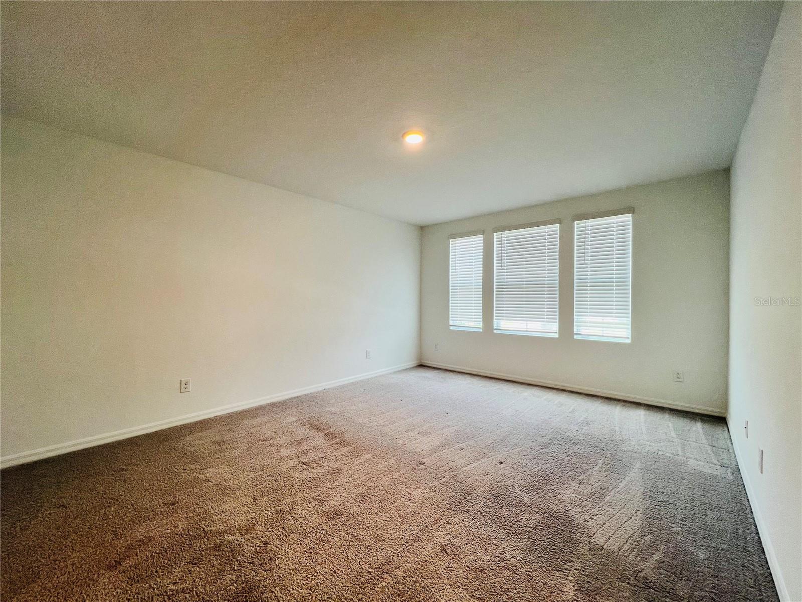 FESTIVAL PH 4 - Residential Lease