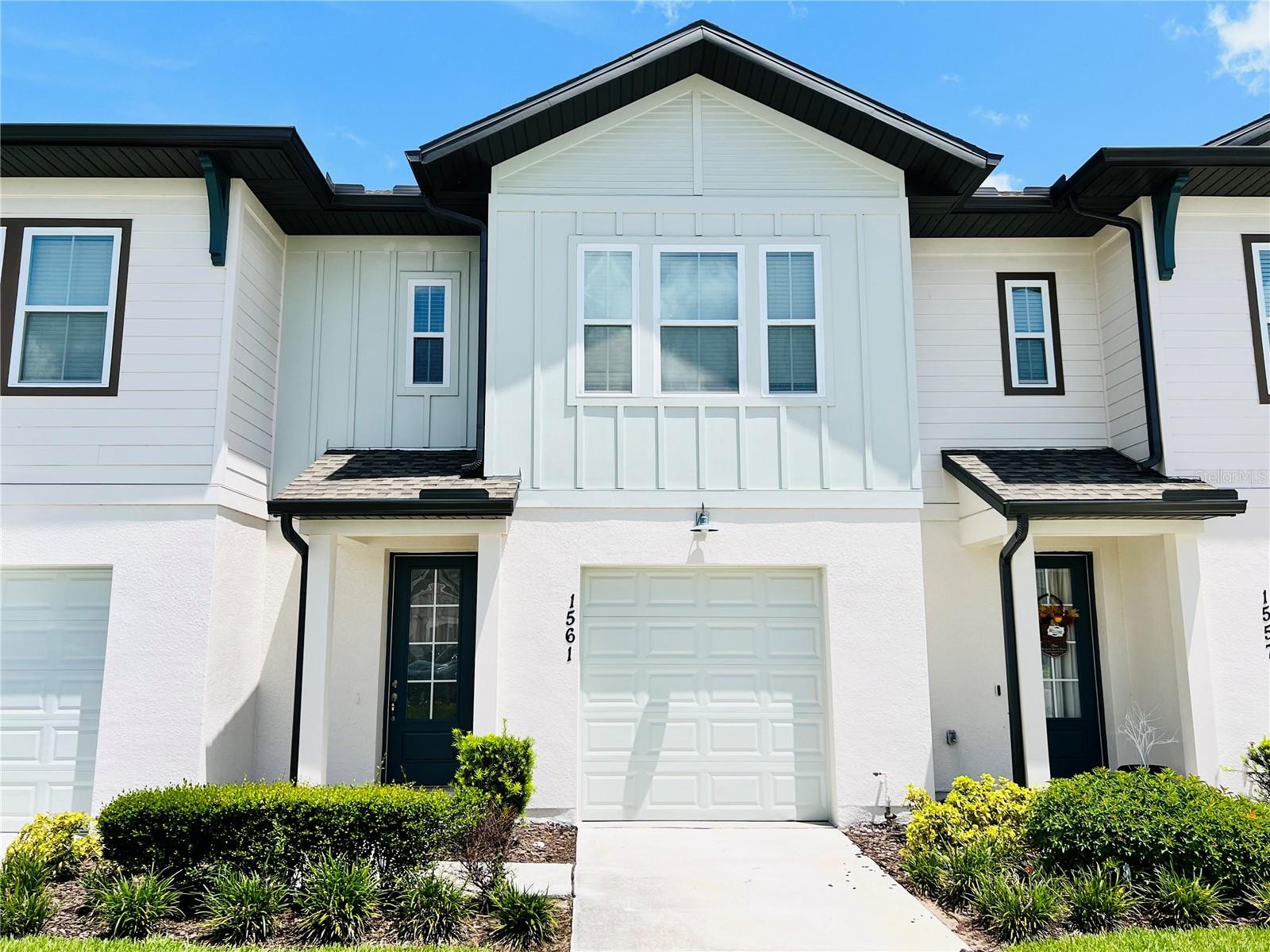 FESTIVAL PH 4 - Residential Lease