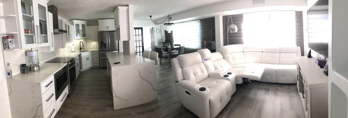 WAVE THE CONDO - Residential