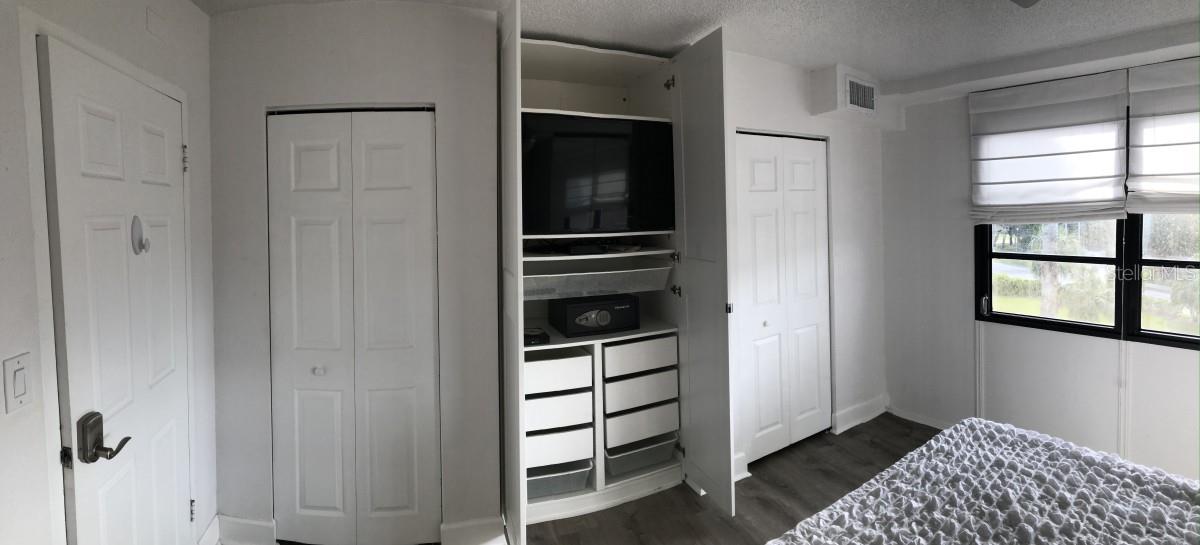 WAVE THE CONDO - Residential