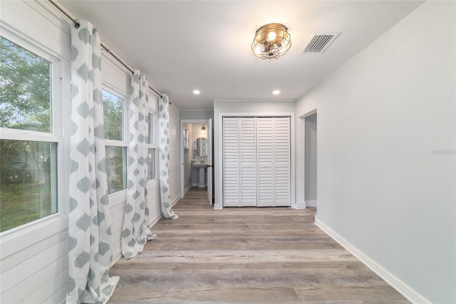 TOWN/DUNNELLON - Residential