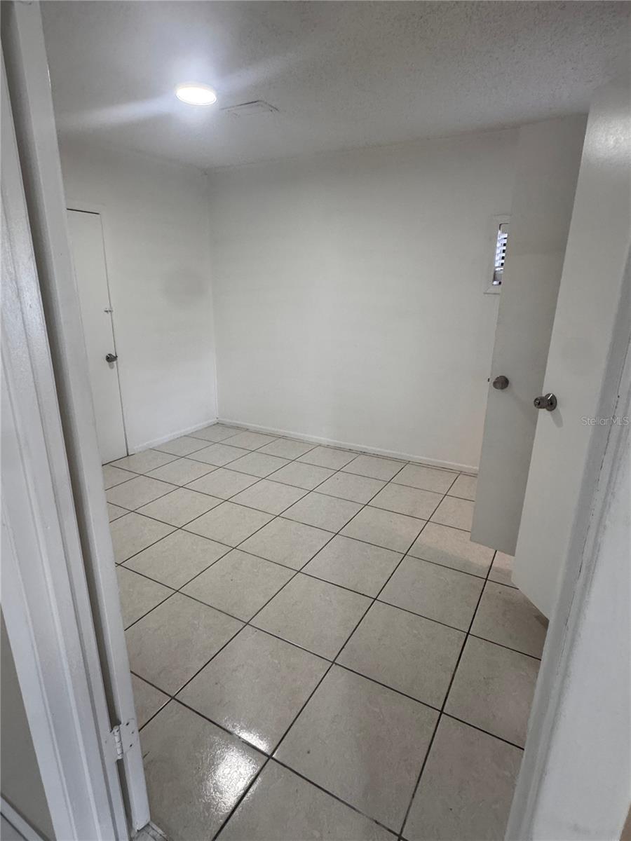 BVL UNIT 3 - Residential Lease