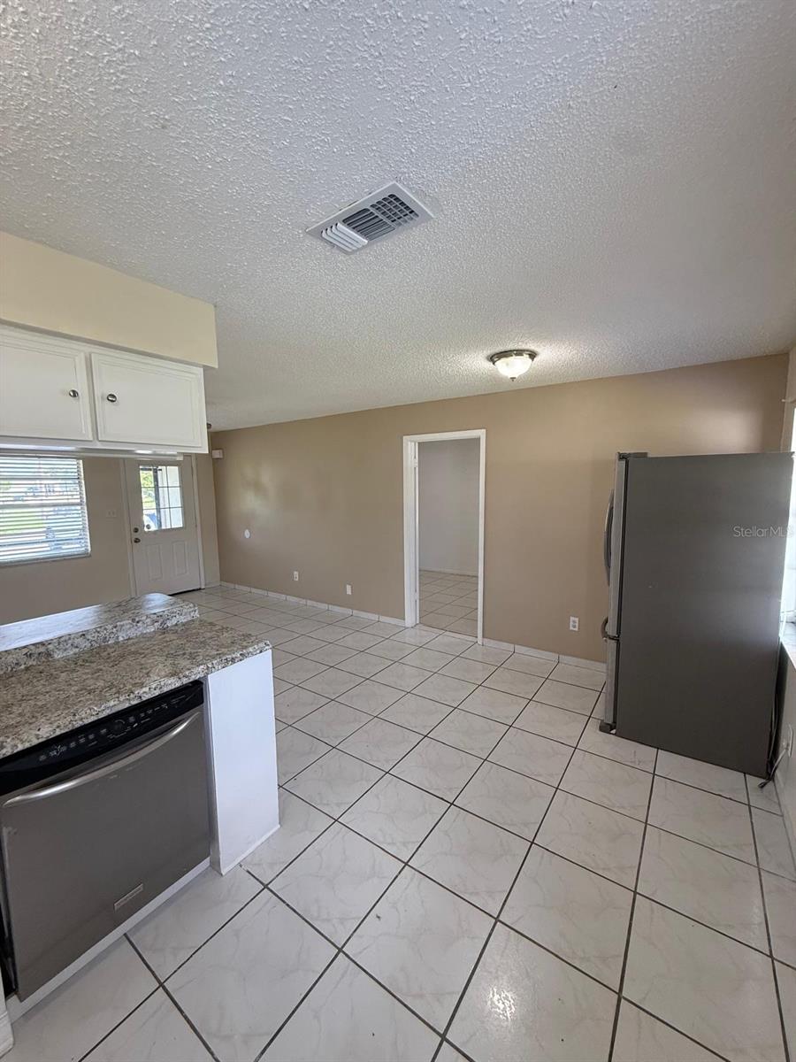 BVL UNIT 3 - Residential Lease