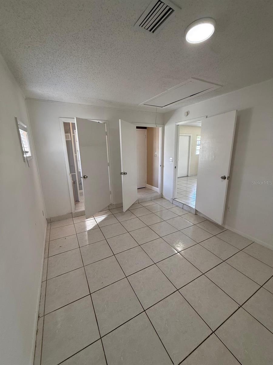 BVL UNIT 3 - Residential Lease