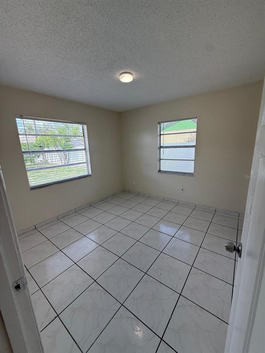 BVL UNIT 3 - Residential Lease