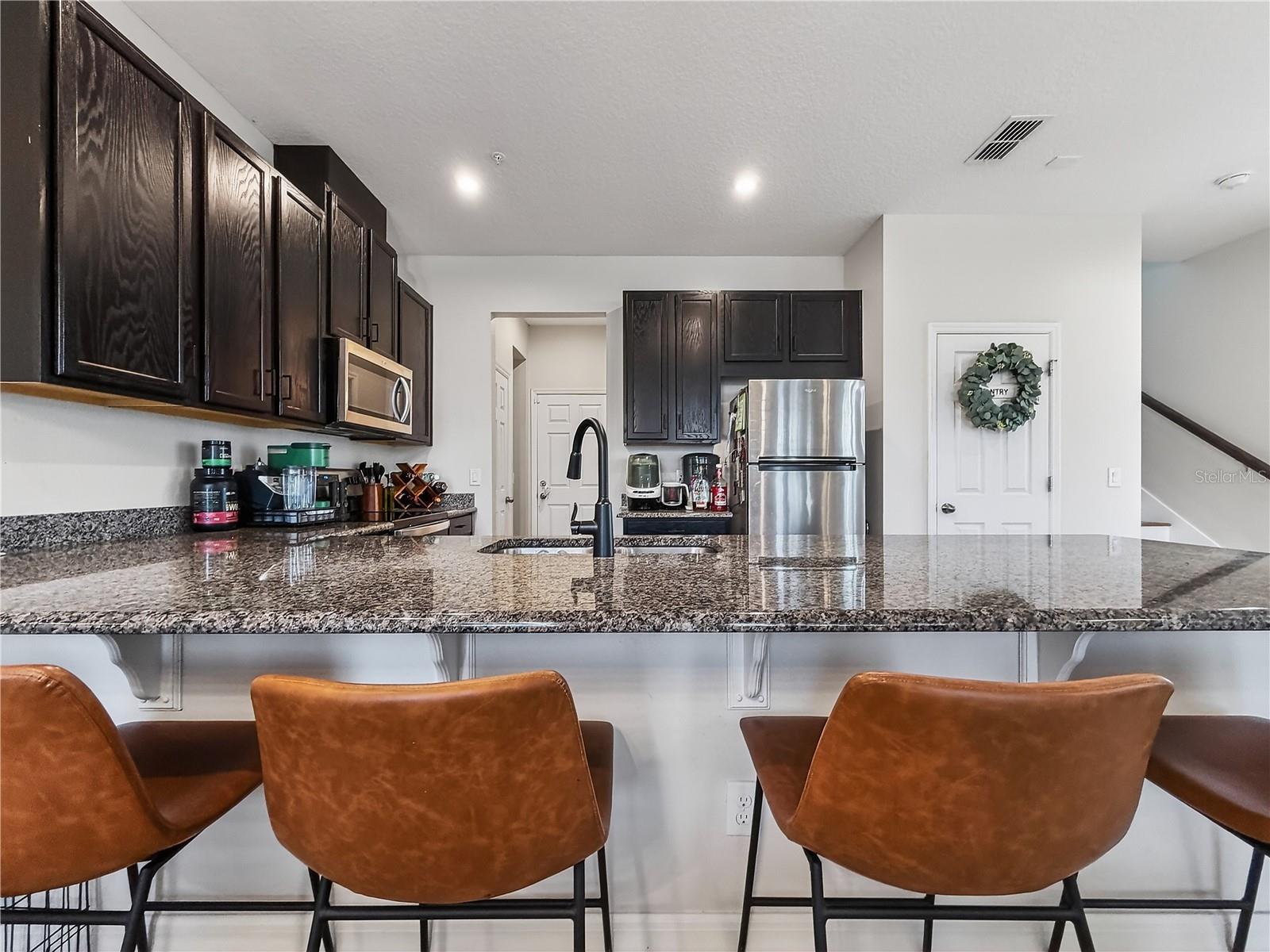 RANDAL WALK - Residential