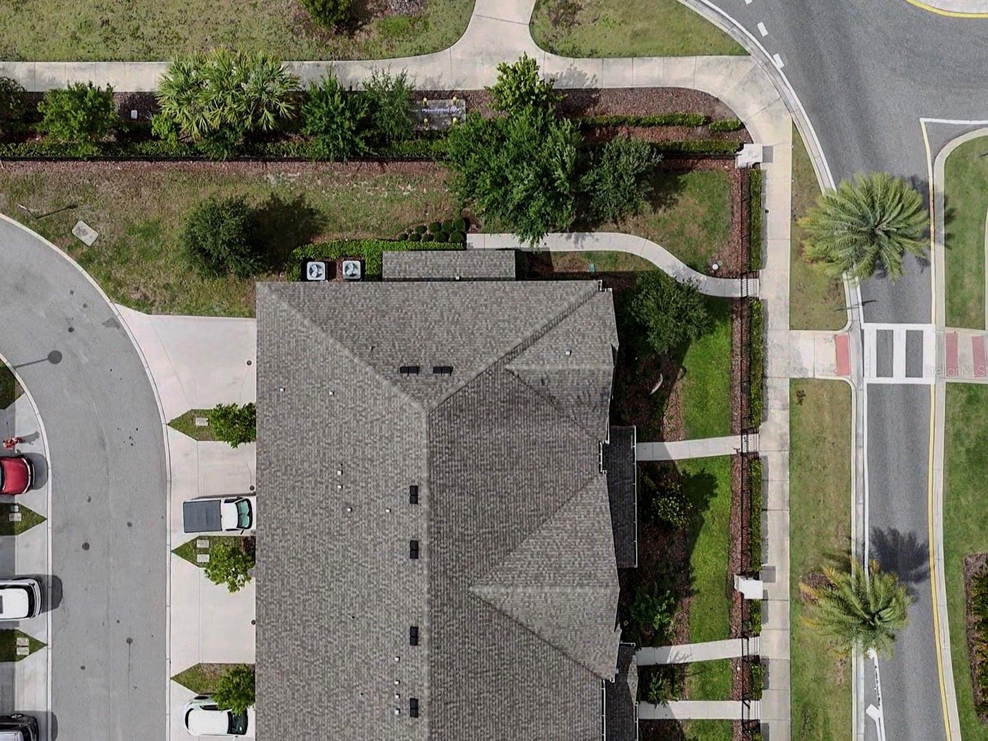 RANDAL WALK - Residential