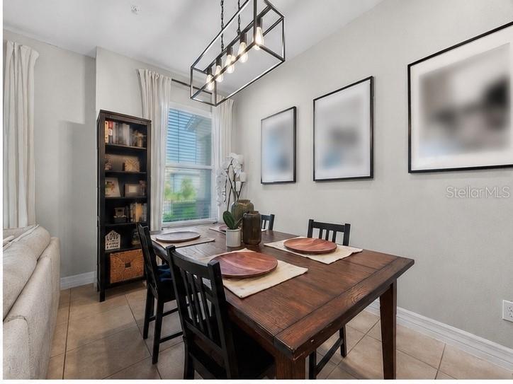 RANDAL WALK - Residential