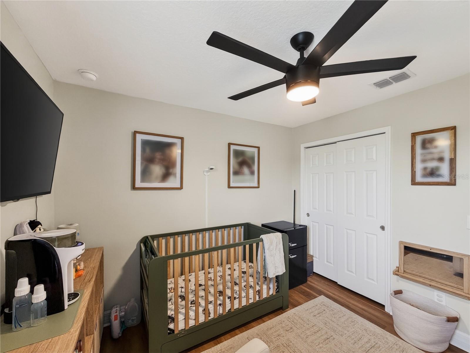RANDAL WALK - Residential
