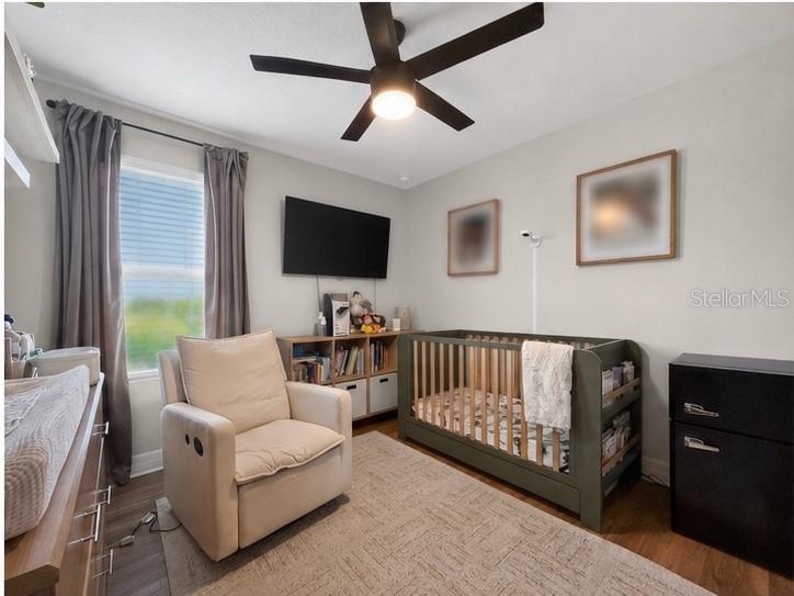 RANDAL WALK - Residential